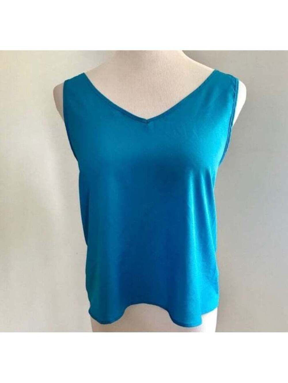 One Clothing Sleeveless Tank Shell Sz M